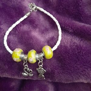 White twisted leather bracelet/anklet adjustable.